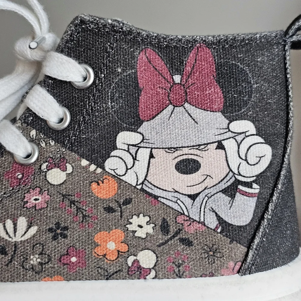 🎀 Disney Minnie Mouse Floral High-Top Sneakers | Kids Size 2 | Canvas Patchwork